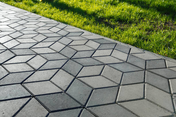 Best Driveway Pavers Near Me  in Myrtle Grove, FL